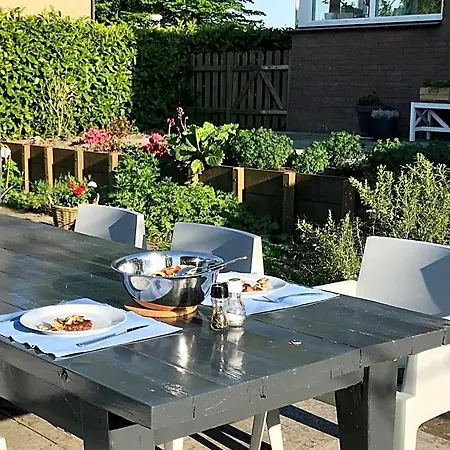 Bed & Breakfast Nabij De Molen Wijdenes