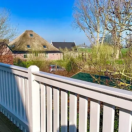 Bed & Breakfast Nabij De Molen Wijdenes